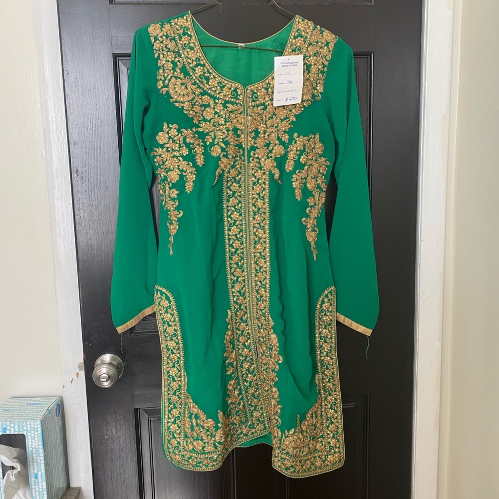 Brand new Pakistani shalwar suit